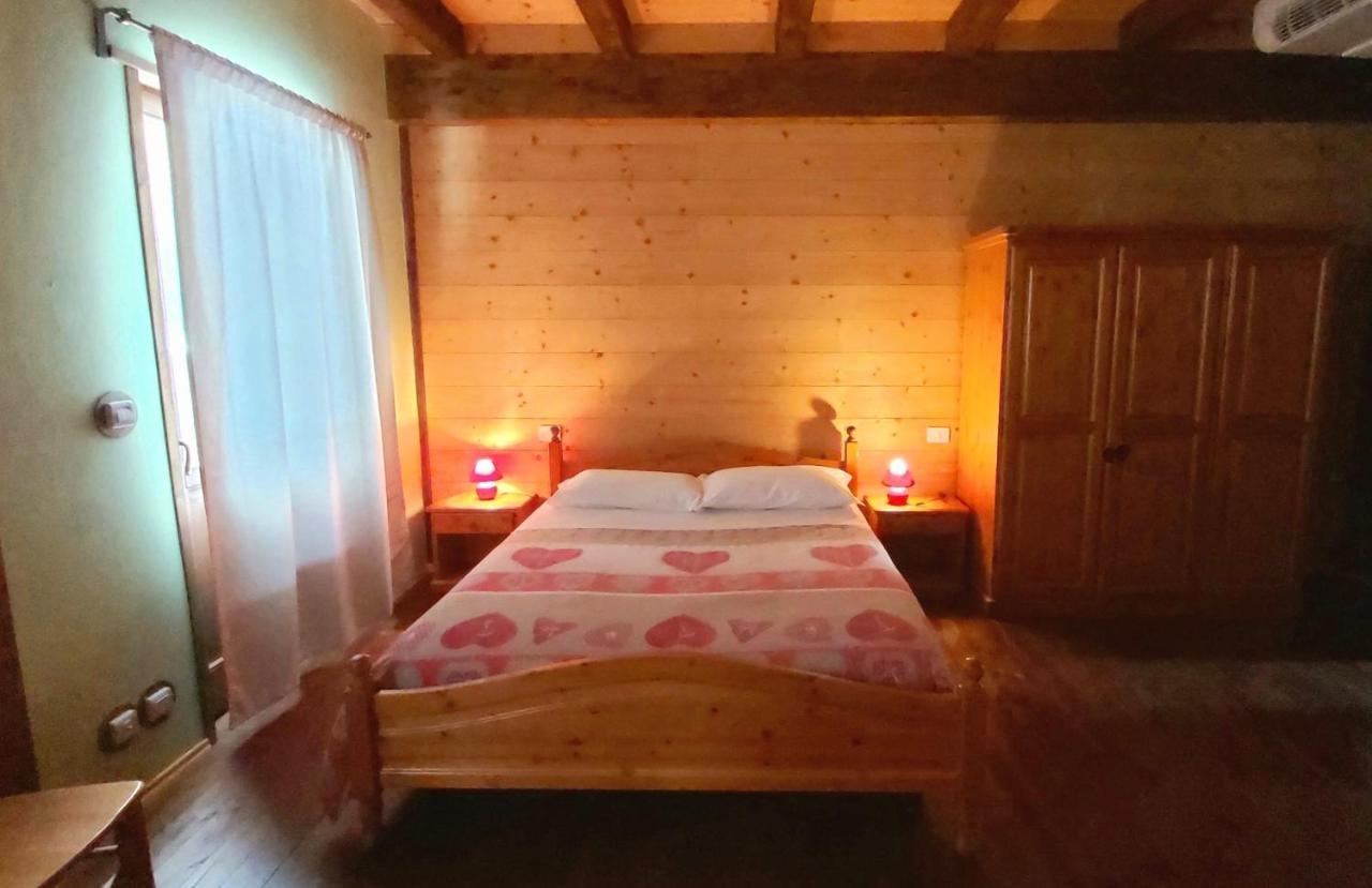 Chalet Rosa Dei Monti Piamprato Bagian luar foto