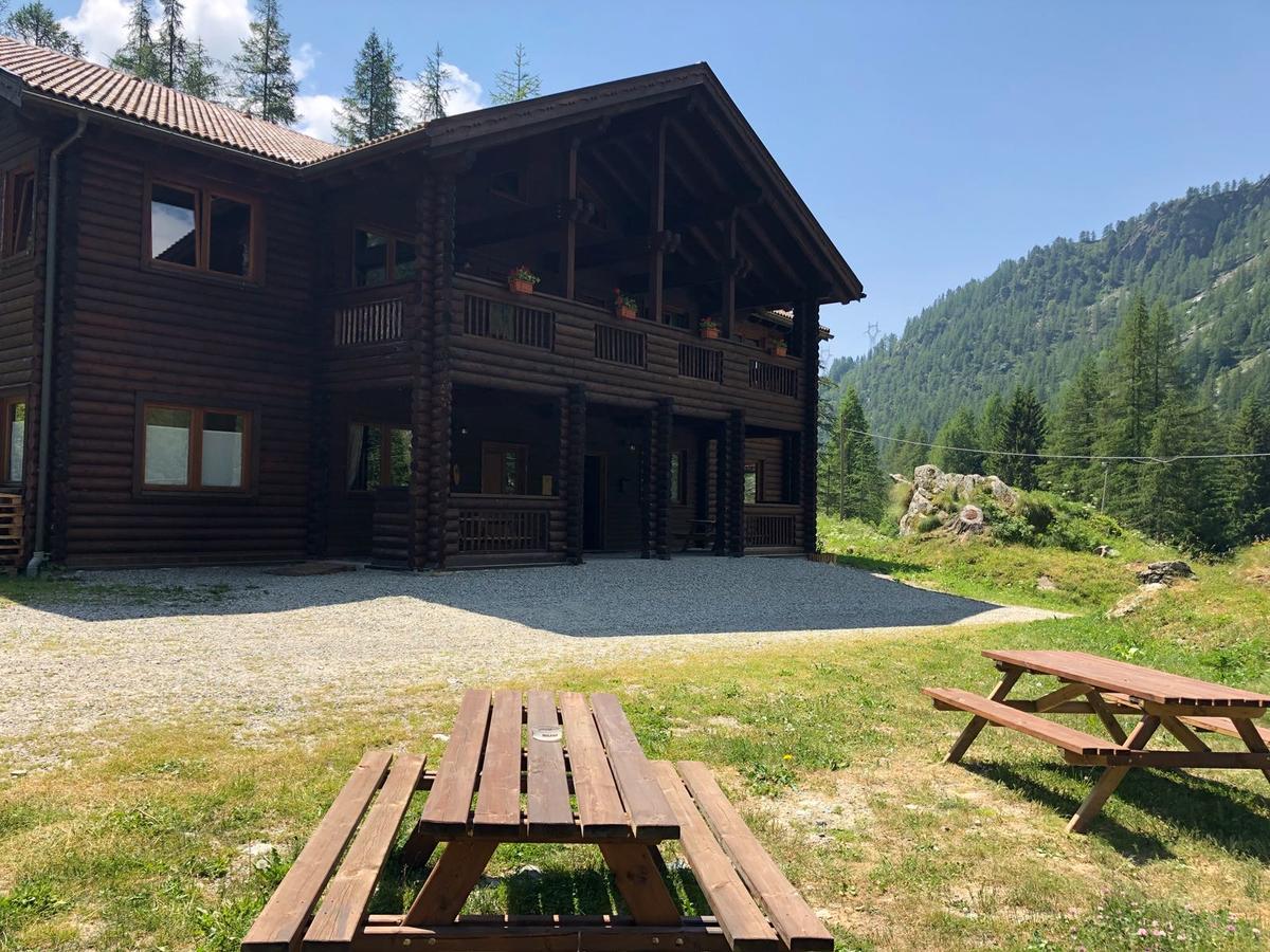 Chalet Rosa Dei Monti Piamprato Bagian luar foto