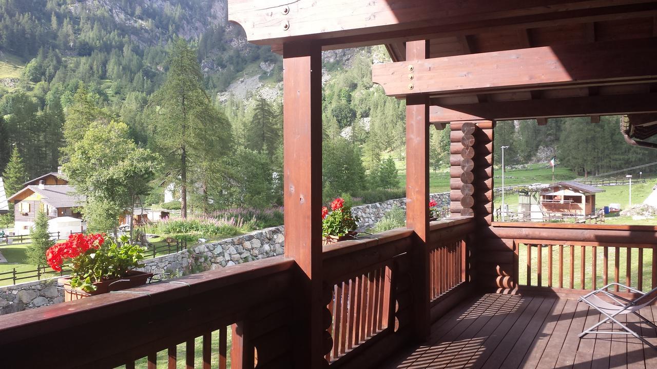 Chalet Rosa Dei Monti Piamprato Bagian luar foto